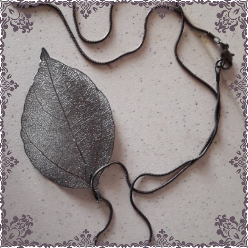 Real Leaf Pendant